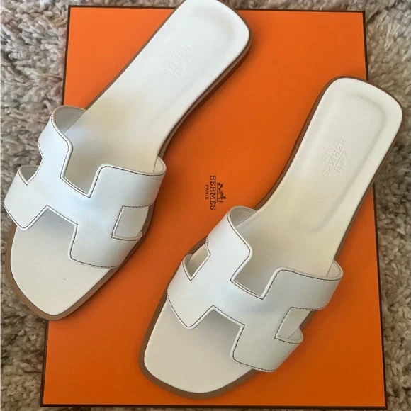Hermes White Slide Sandals 38.5 - Picture 8 of 15